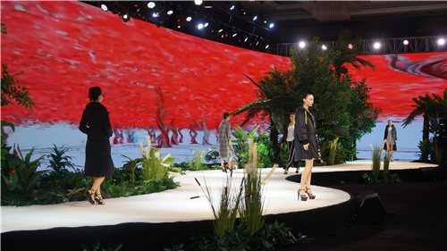 【欧博官网】安徽新东方烹饪技工学校2018年首届“隆聚杯”单项技能PK赛隆重开幕(图2) 欧博官网